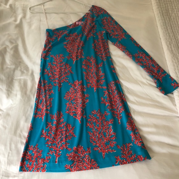 Lilly Pulitzer Dresses & Skirts - Lily Pulitzer one shoulder coral print dress